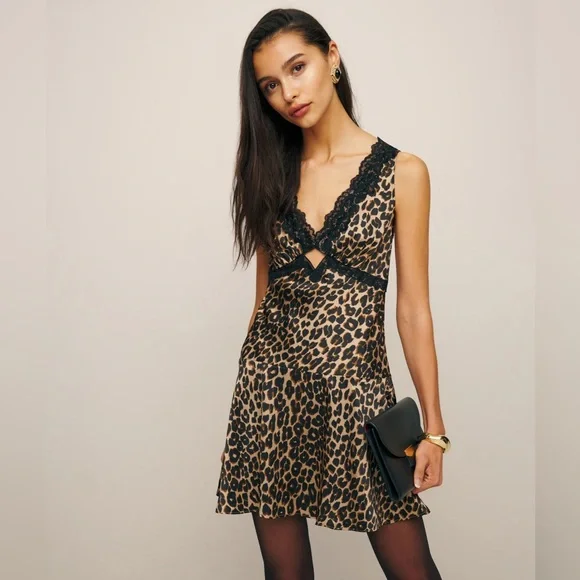 NWT- Reformation Belva Silk Dress in Leo Brown LeopardBlack Lace Mini Dress  is available for purchase on au PAY Market - Imported Goods Online Store  Co.Ltd. | au PAY Market - Online
